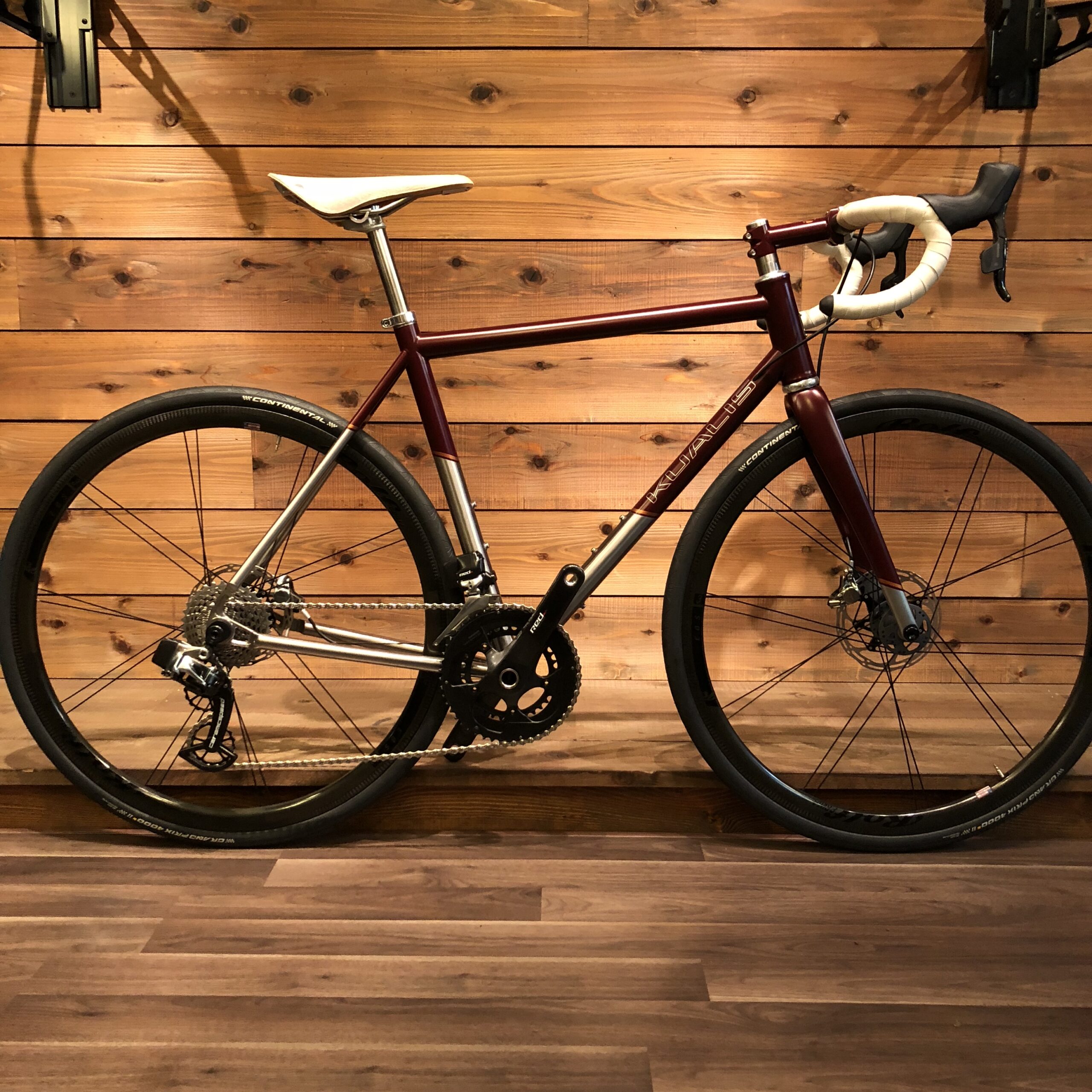 KUALIS TITAN DISC ROAD